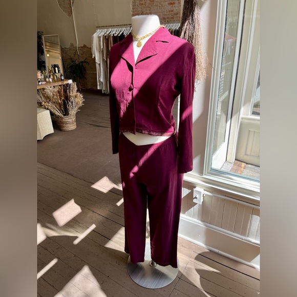 Froxx Purple Two Piece Set size XS/MED - Picture 2 of 2